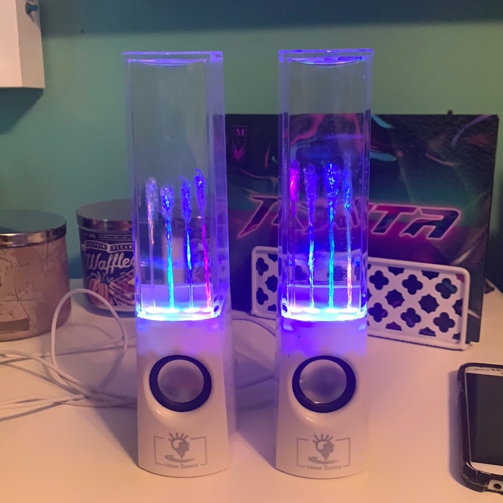 Water speakers